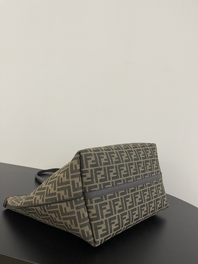 フェンディバッグ全体デザイン